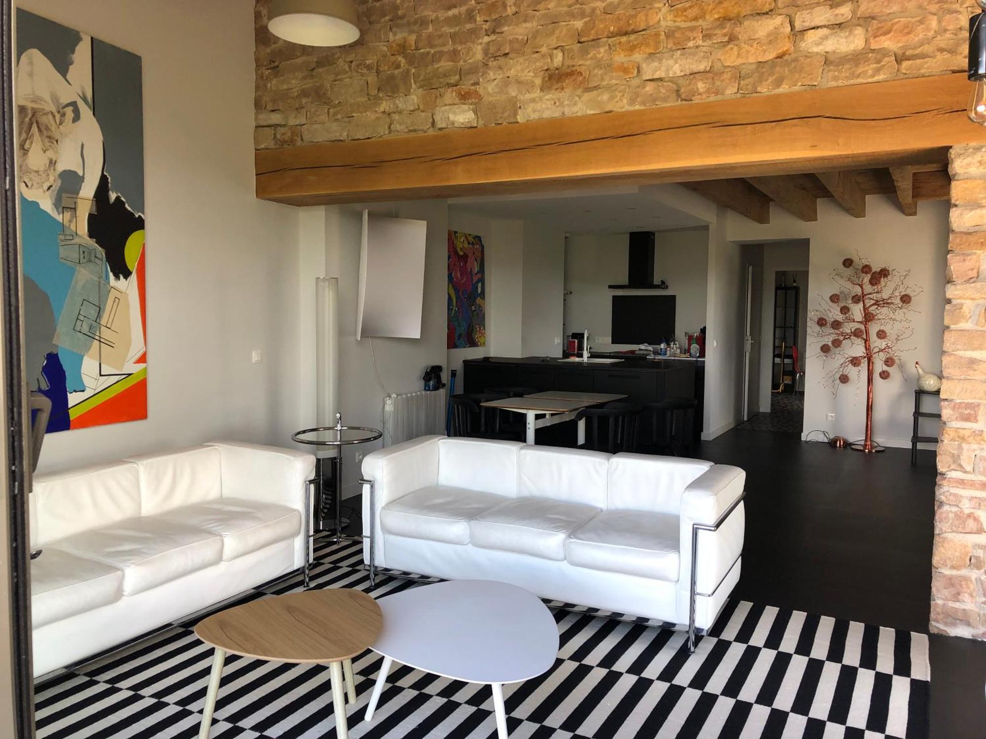 Appartement Contemporain Dans Une Authentique Demeure Viticole Charnay-lès-Mâcon Extérieur photo